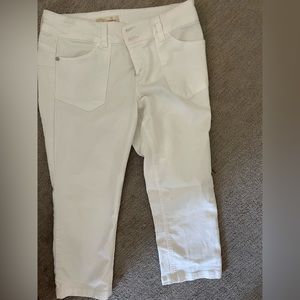 Rewind white jean capris size 11/30